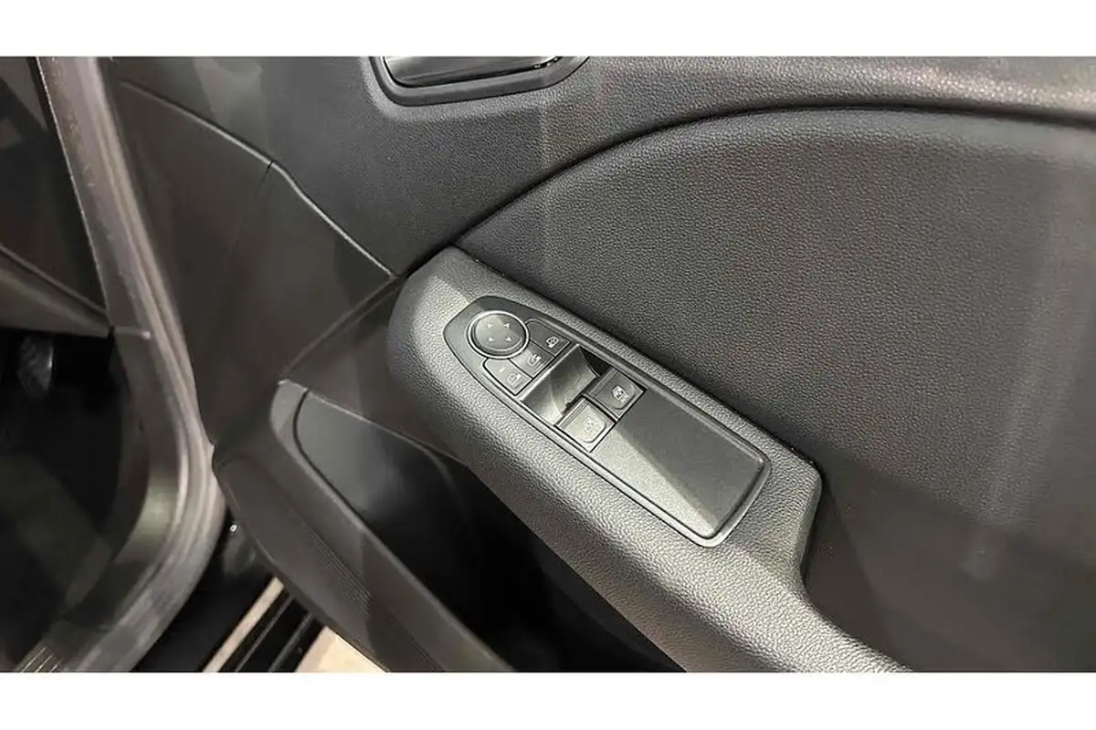 2020-renault-clio-15dci-iconic-90ps-ss-big-25