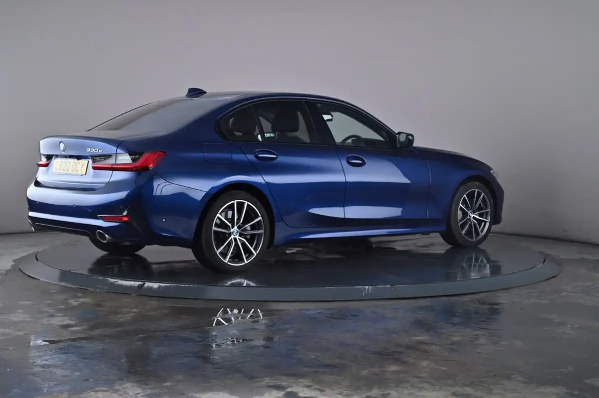 2020-bmw-3-series-20-330e-sport-pro-saloon-4d-big-28