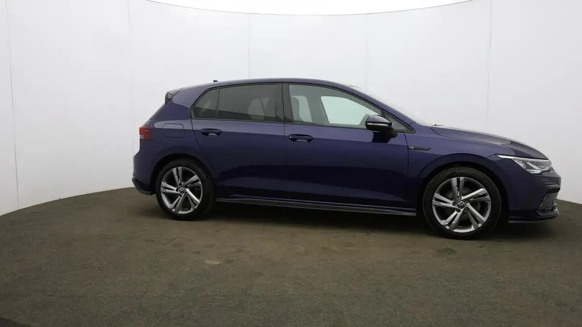 2021-volkswagen-golf-15-tsi-r-line-130ps-hatchback-big-51