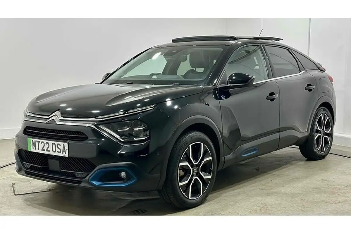 2022-citroen-c4-e-shine-plus-big-6