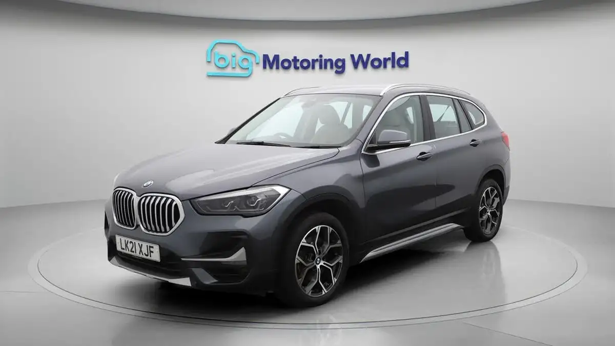 2020-bmw-x1-20-sdrive-20i-xline-big-3