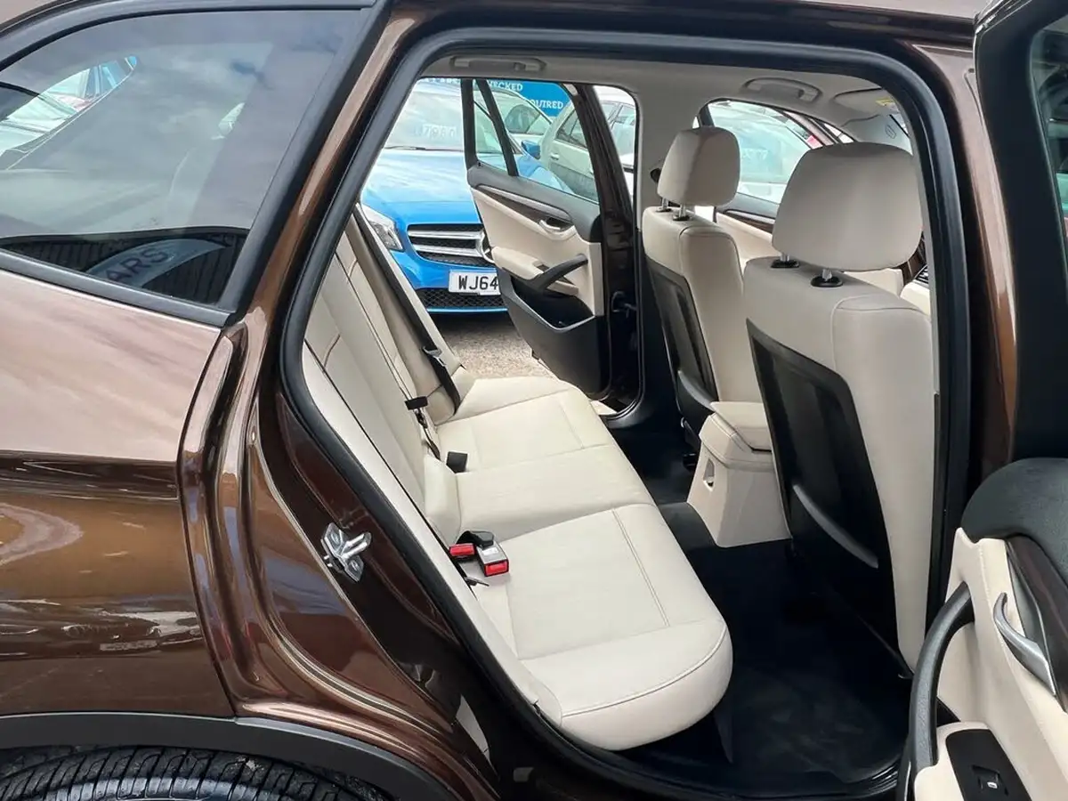 2015-bmw-x1-20td-xdrive20d-xline-181bhp-auto-big-27