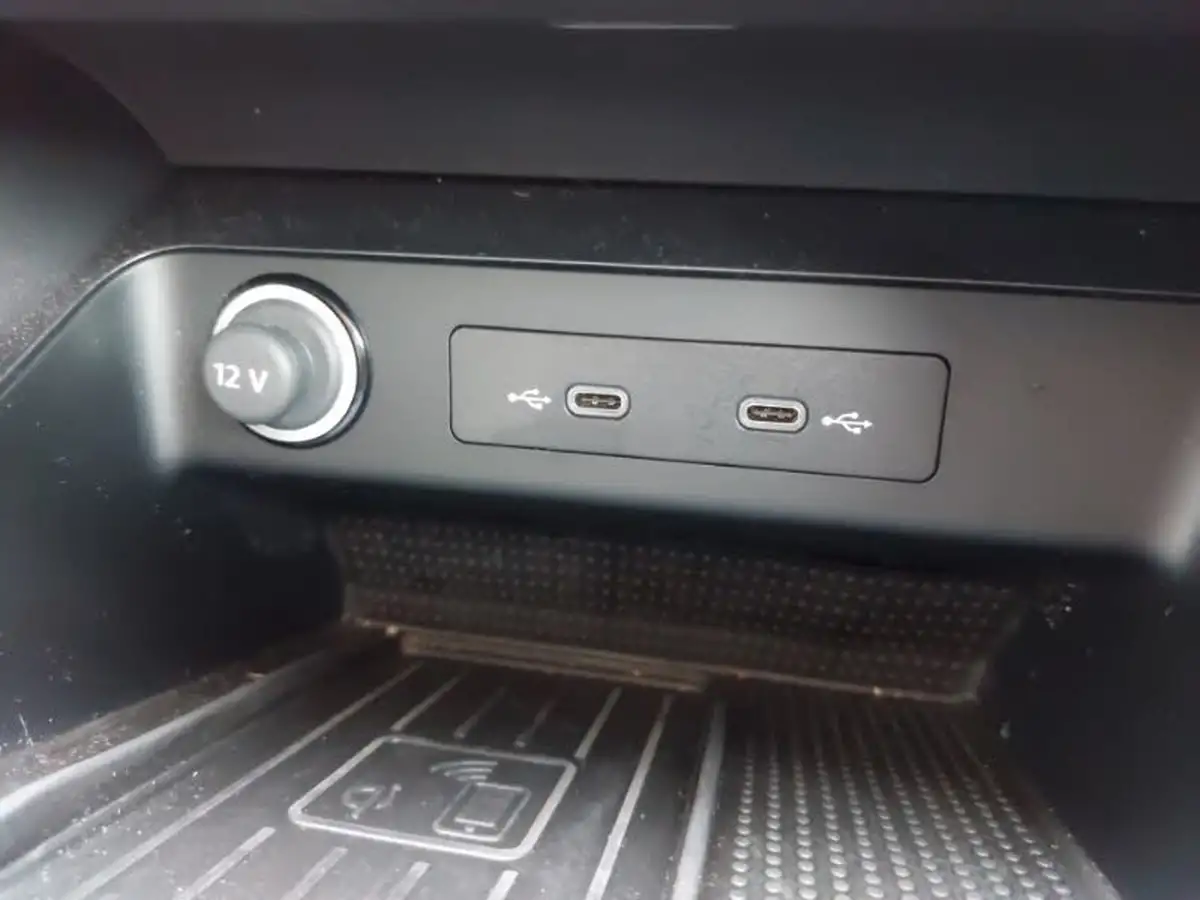 2024-cupra-ateca-15-ecotsi-v2-big-16