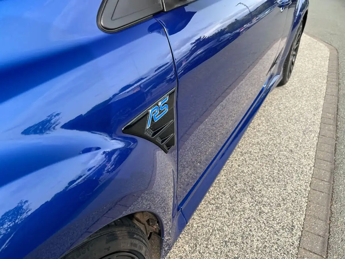 2010-ford-focus-25-rs-big-53