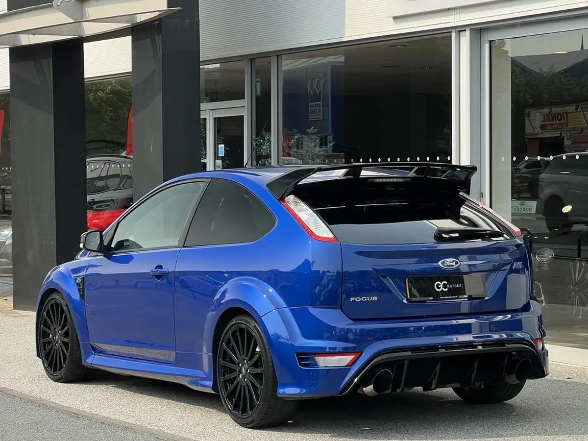 2010-ford-focus-25-rs-big-5