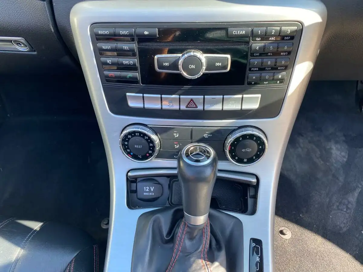 2014-mercedes-benz-slk-21td-slk250-amg-sport-big-36