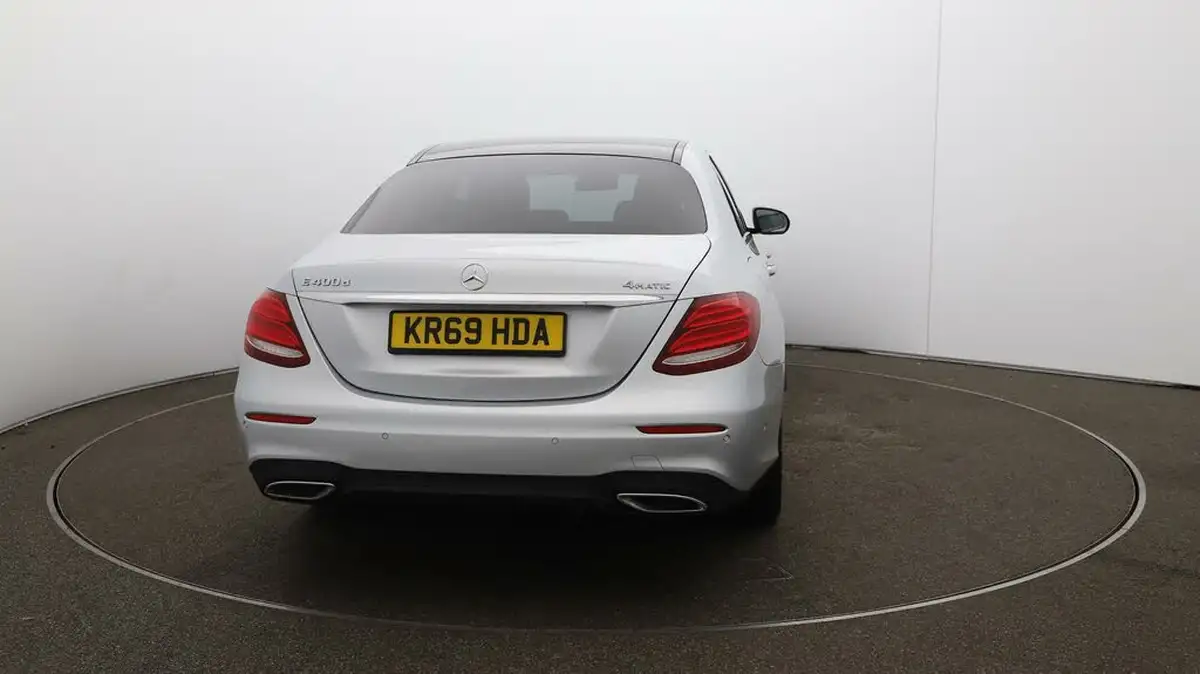 2019-mercedes-benz-e-class-30-d-e400d-amg-line-night-edition-premium-plus-saloon-4d-big-58