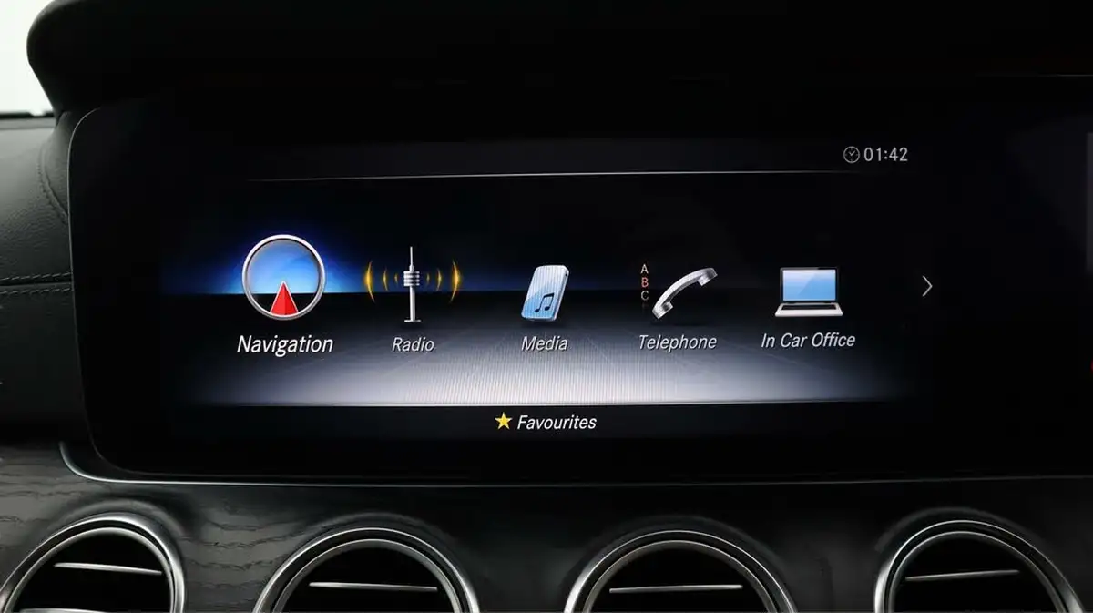 2019-mercedes-benz-e-class-30-d-e400d-amg-line-night-edition-premium-plus-saloon-4d-big-10