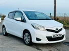 2011-toyota-yaris-small-0