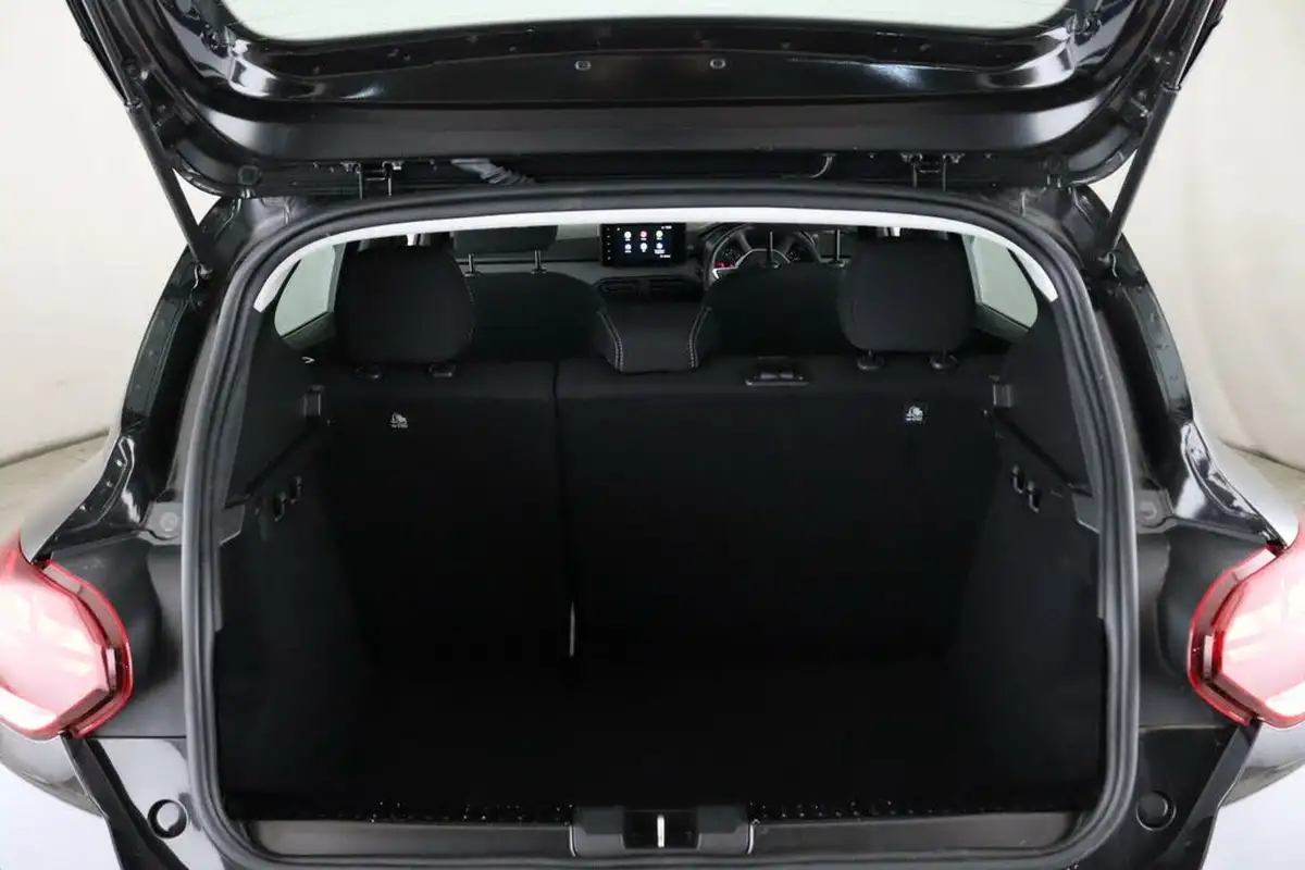 2022-dacia-sandero-10-tce-comfort-90bhp-big-11