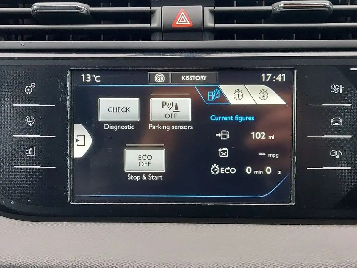 2014-citroen-grand-c4-picasso-16e-hdi-vtr-115ps-big-37