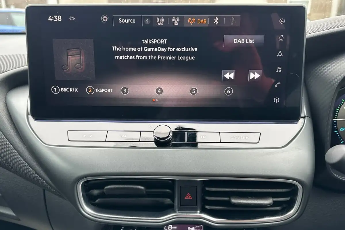2025-nissan-juke-16-hybrid-n-connecta-big-41