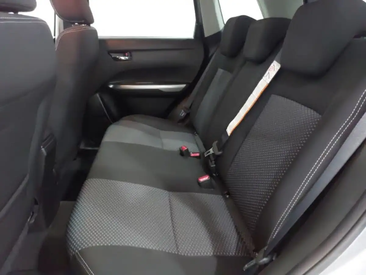 2022-suzuki-vitara-14-boosterjet-sz-t-big-5