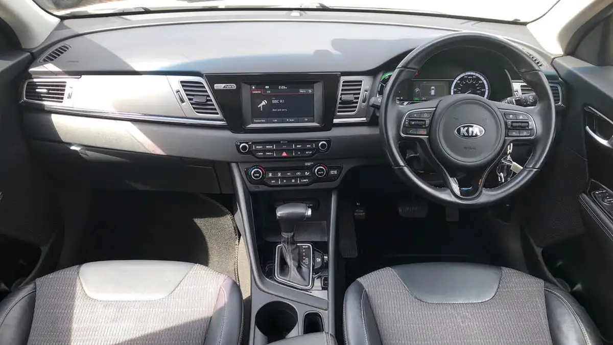 2019-kia-niro-16-gdi-2-big-3