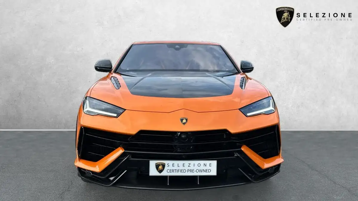 2023-lamborghini-urus-40-no-trim-big-4