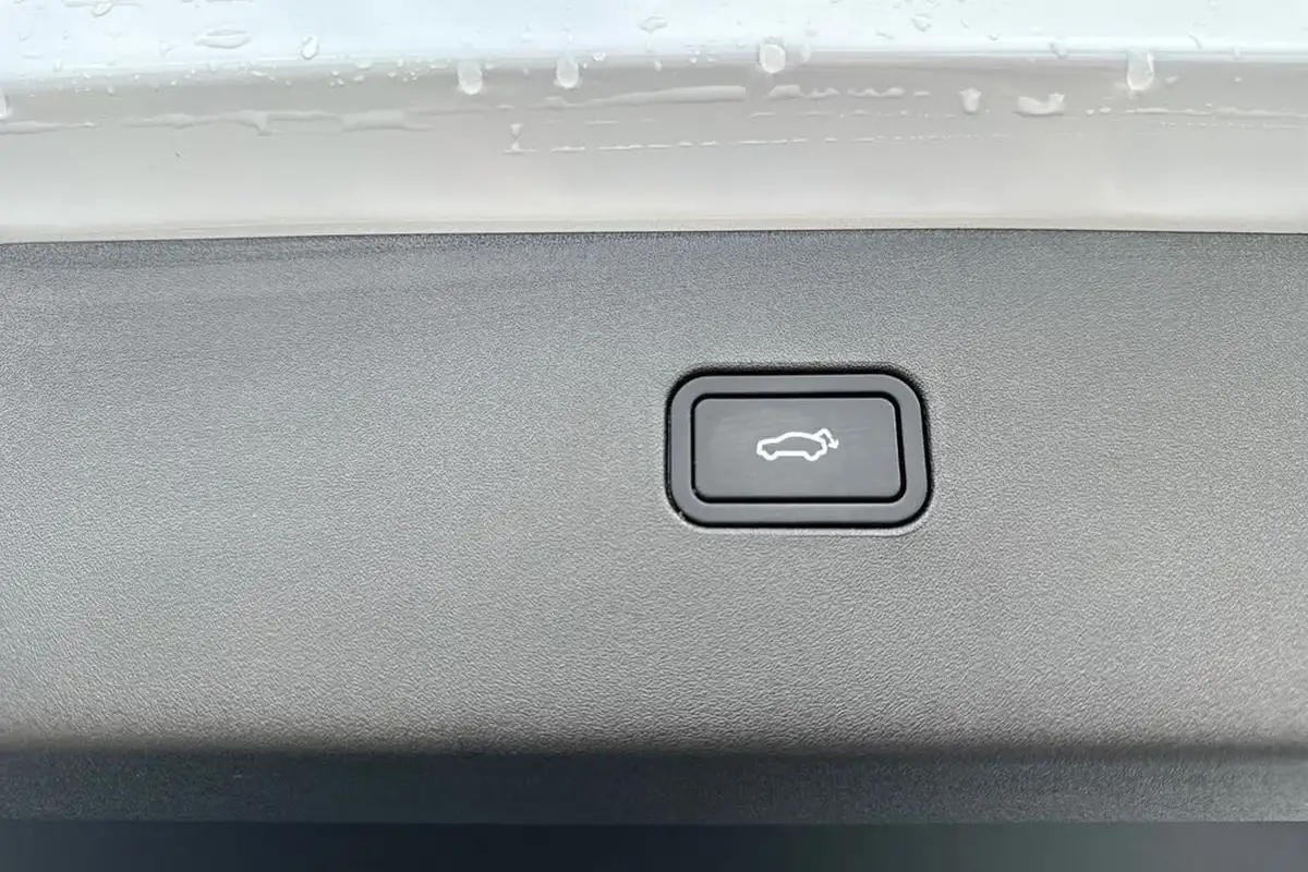 2024-volvo-ex30-e-twin-ultra-big-37