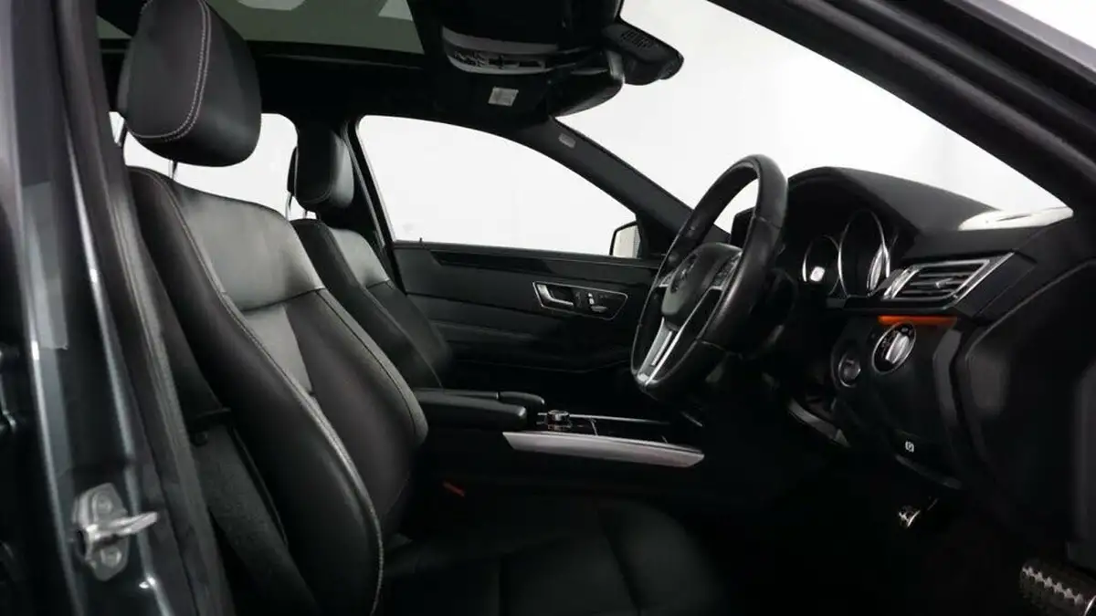 2016-mercedes-benz-e-class-21cdi-e220-amg-night-edition-premium-plus-estate-5d-big-8