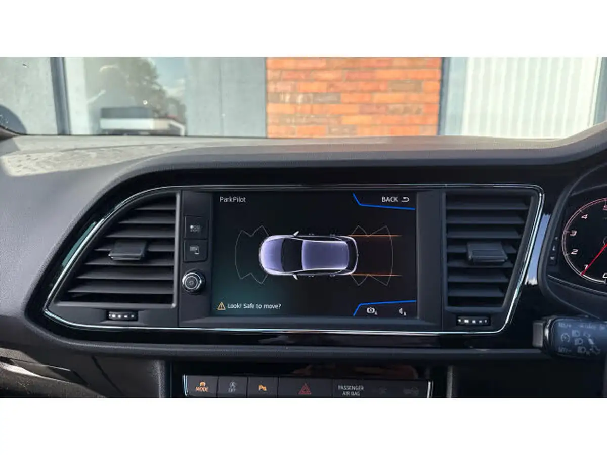 2020-seat-leon-15-tsi-evo-fr-black-edition-150ps-hatchback-dsg-big-18
