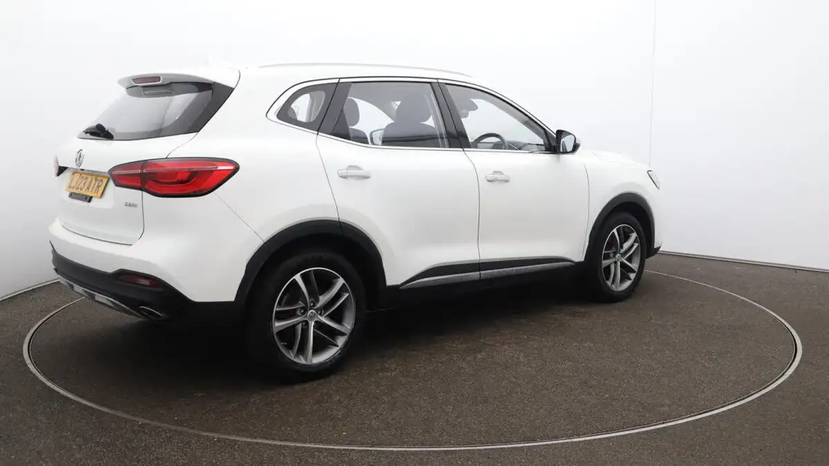 2023-mg-hs-15t-gdi-excite-162ps-dct-big-51