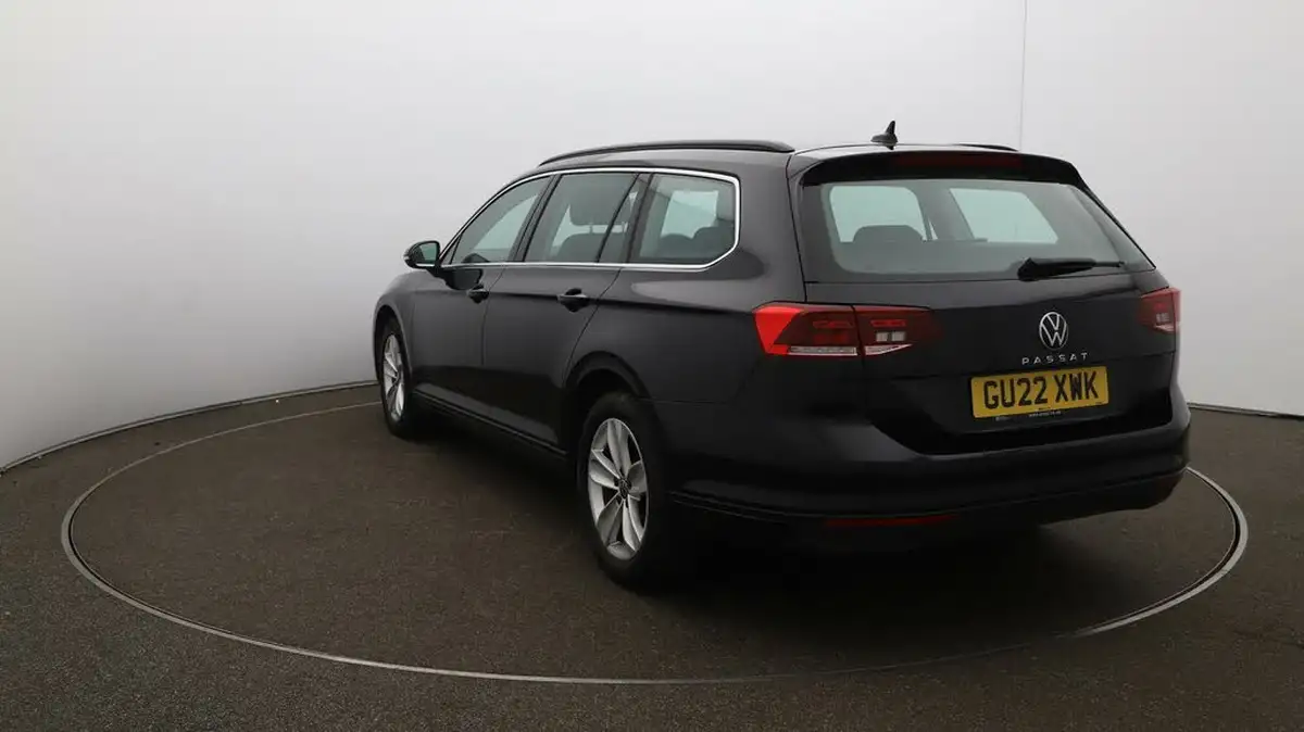 2022-volkswagen-passat-20tdi-se-nav-150ps-estate-5d-big-60