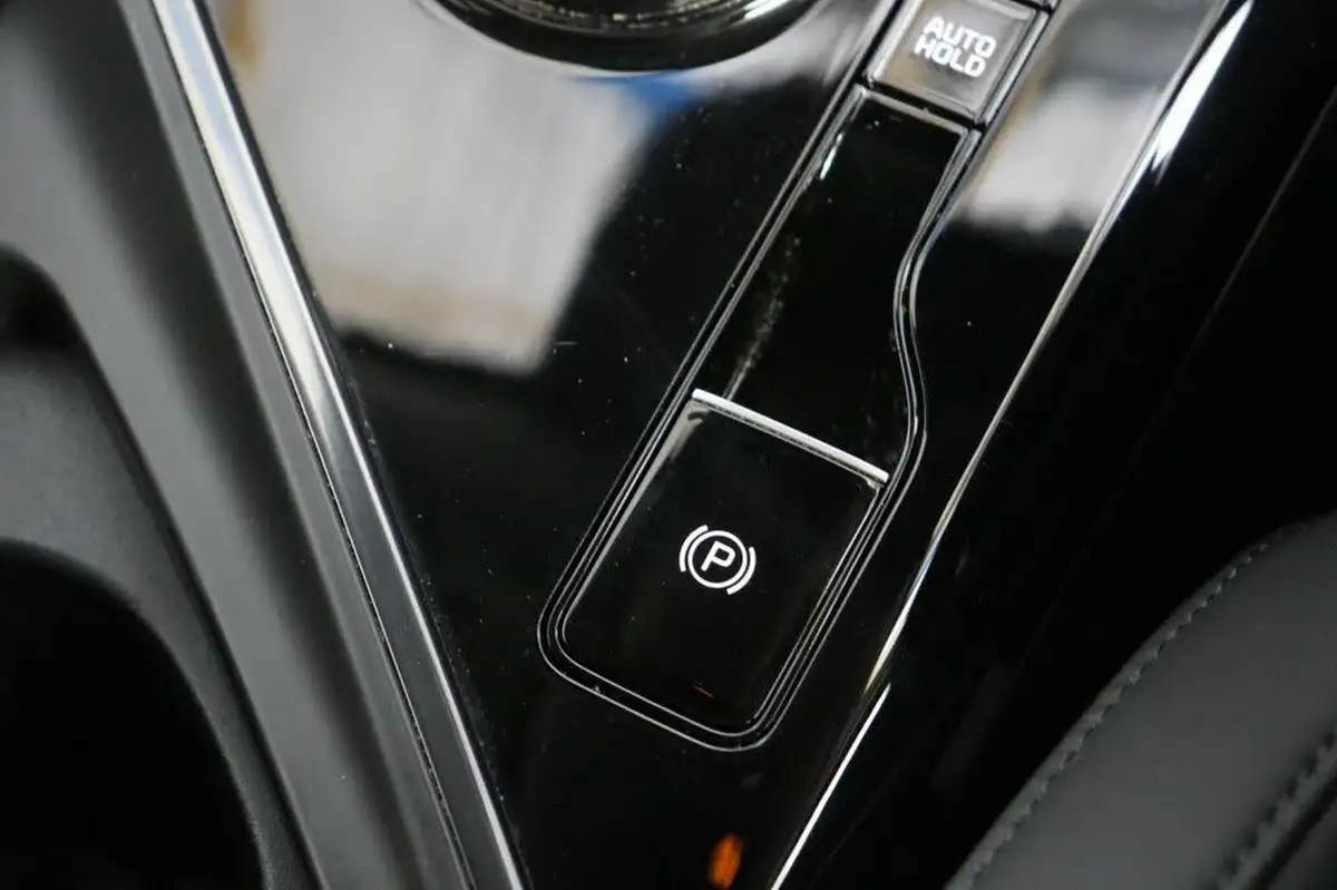 2022-kia-e-niro-ev-3-big-30