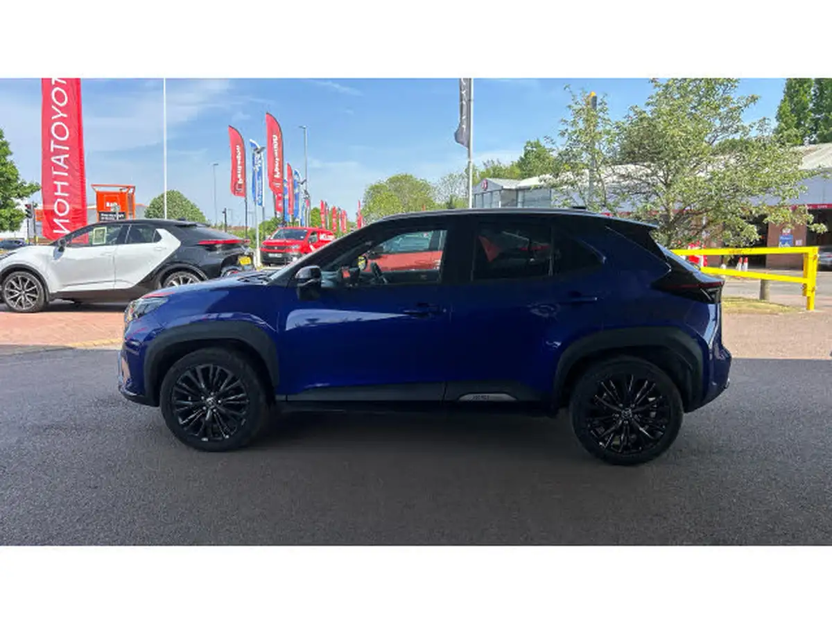 2022-toyota-yaris-cross-15-vvt-i-dynamic-big-16
