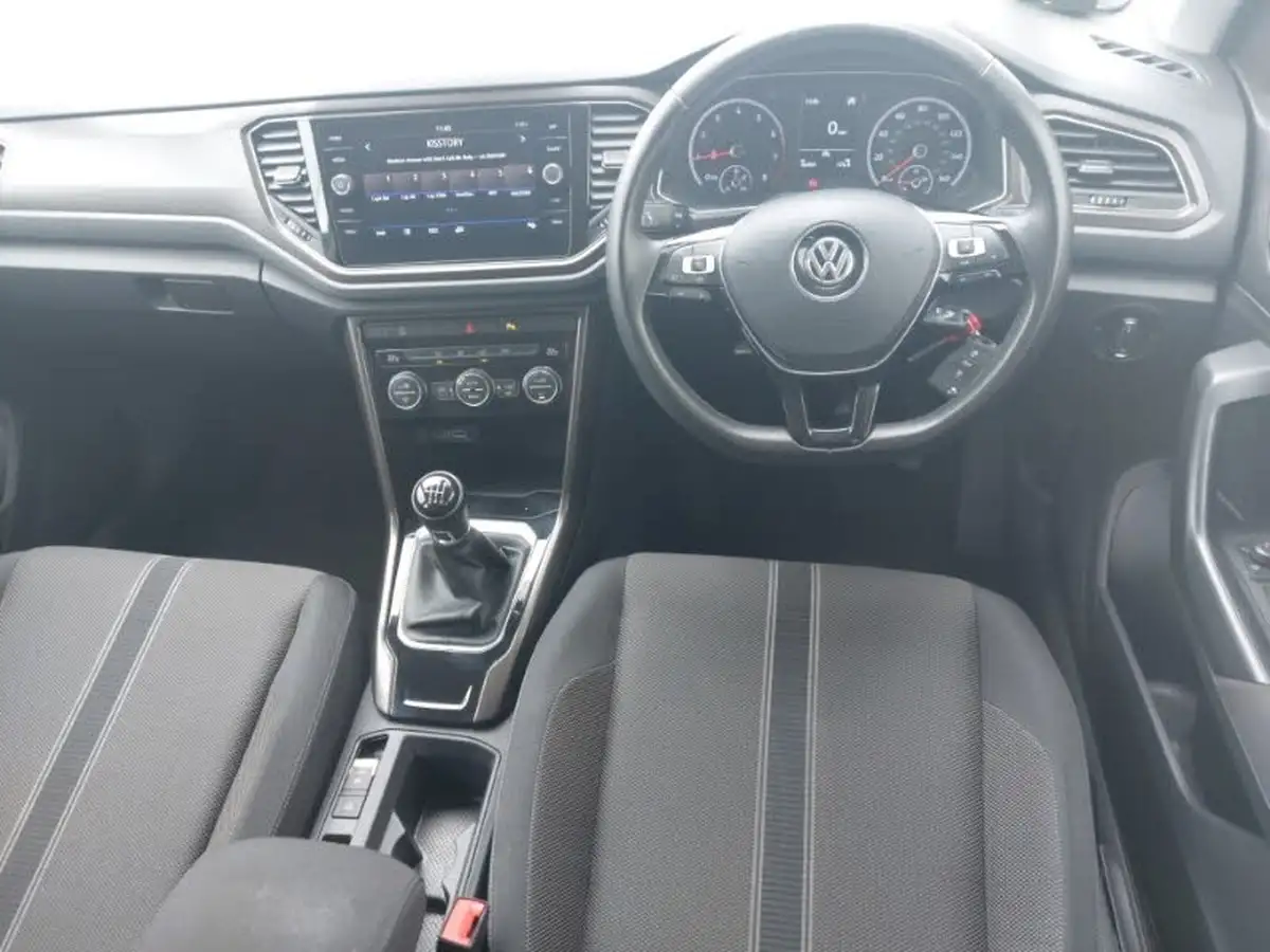 2020-volkswagen-t-roc-10-tsi-se-115ps-big-6