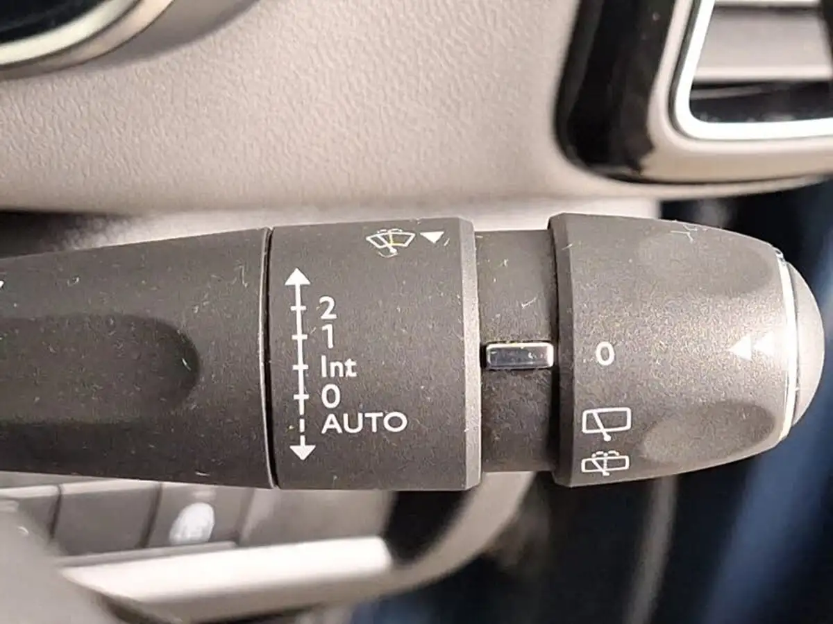 2022-citroen-c5-aircross-15bluehdi-shine-ss-big-16