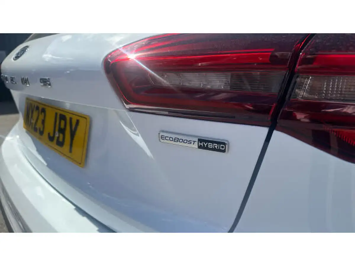 2023-ford-focus-big-23