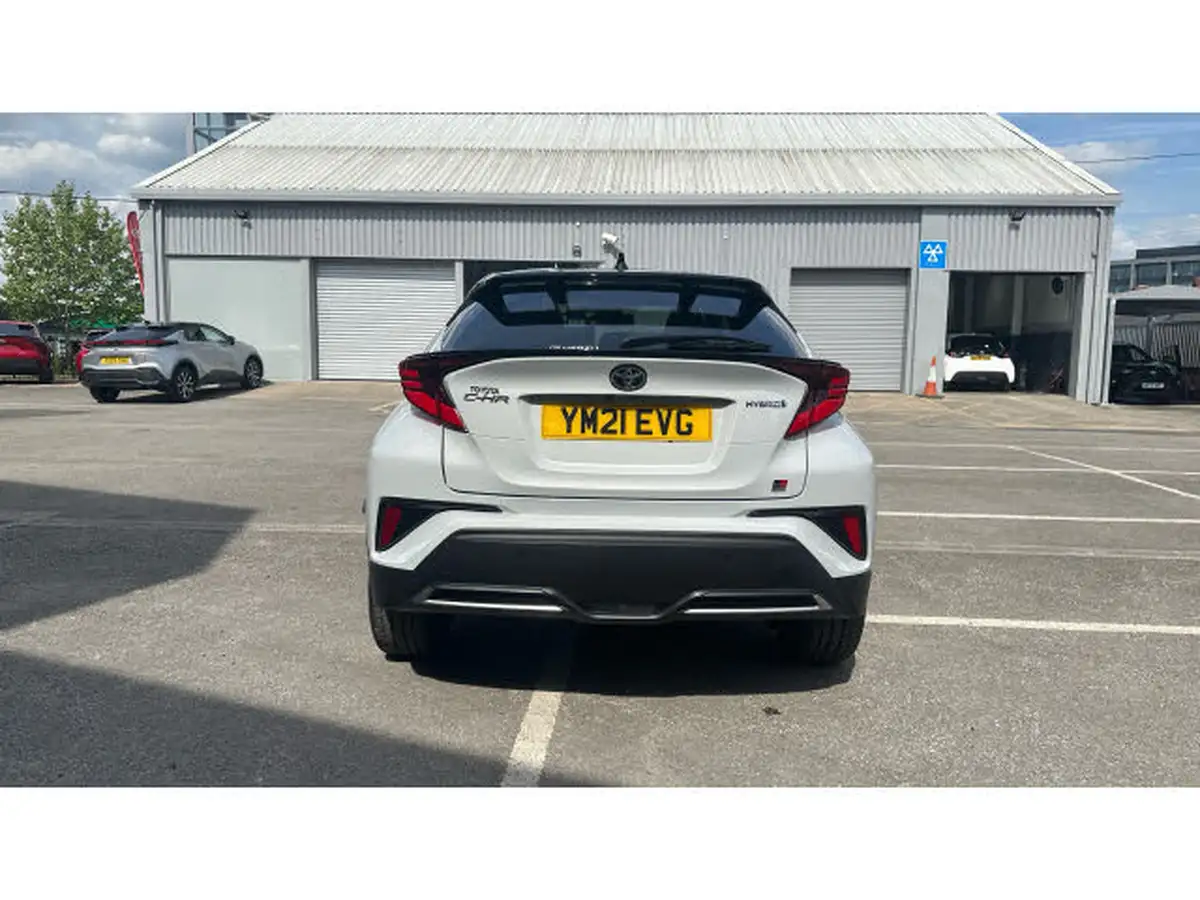 2021-toyota-c-hr-20-vvt-i-gr-sport-big-18