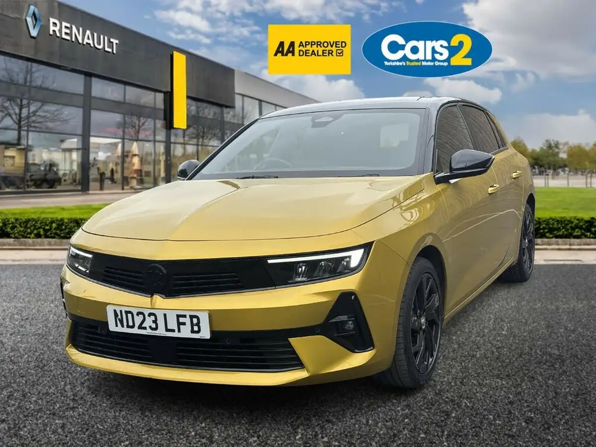 2023-vauxhall-astra-12-turbo-gs-hatchback-auto-big-2