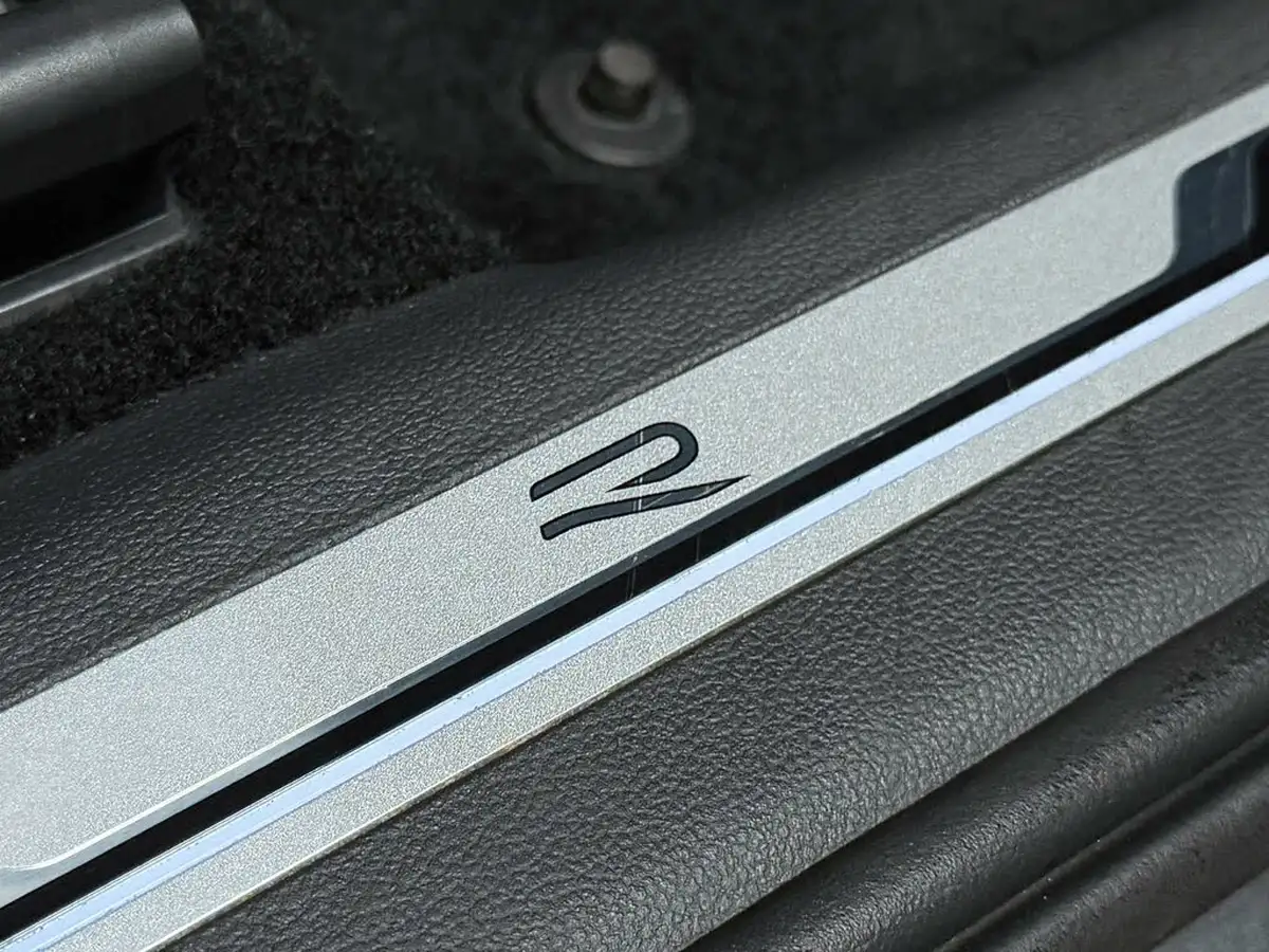 2022-volkswagen-tiguan-15-tsi-r-line-big-25
