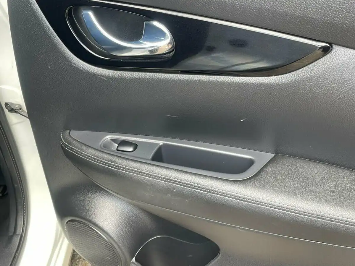 2016-nissan-qashqai-15dci-tekna-big-45