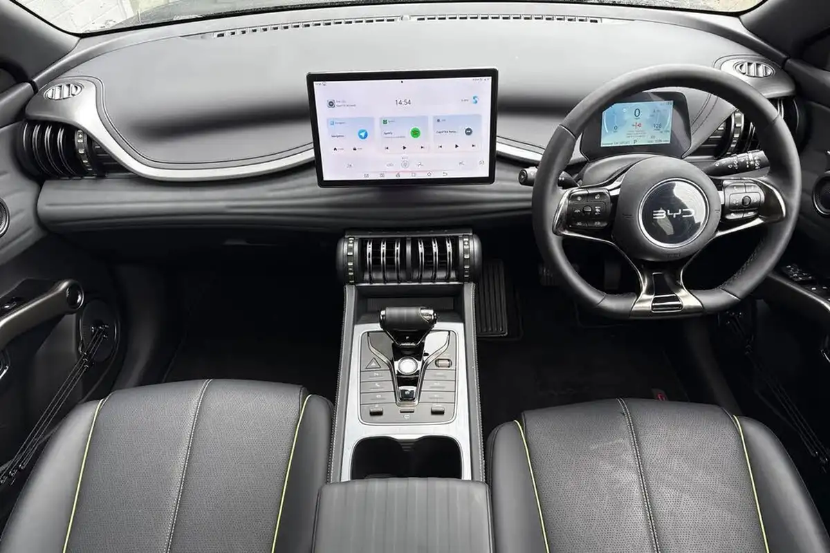 2025-byd-atto-3-e-comfort-big-30