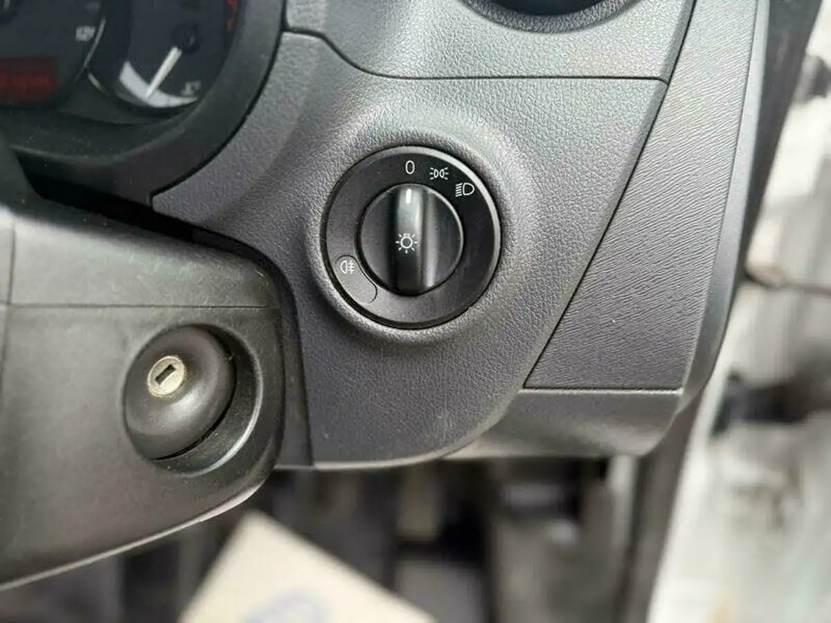 2018-mercedes-benz-citan-15-cdi-109-15-cdi-long-panel-van-big-39