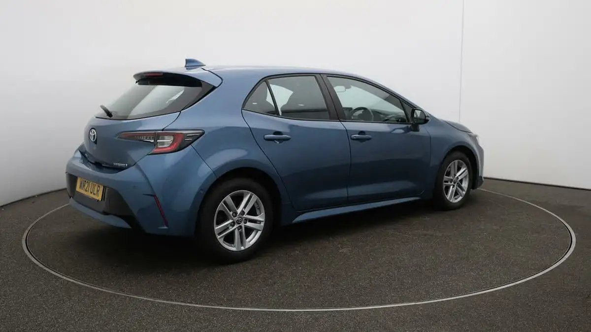 2021-toyota-corolla-18-vvt-i-icon-tech-spare-wheel-hatchback-5d-big-53
