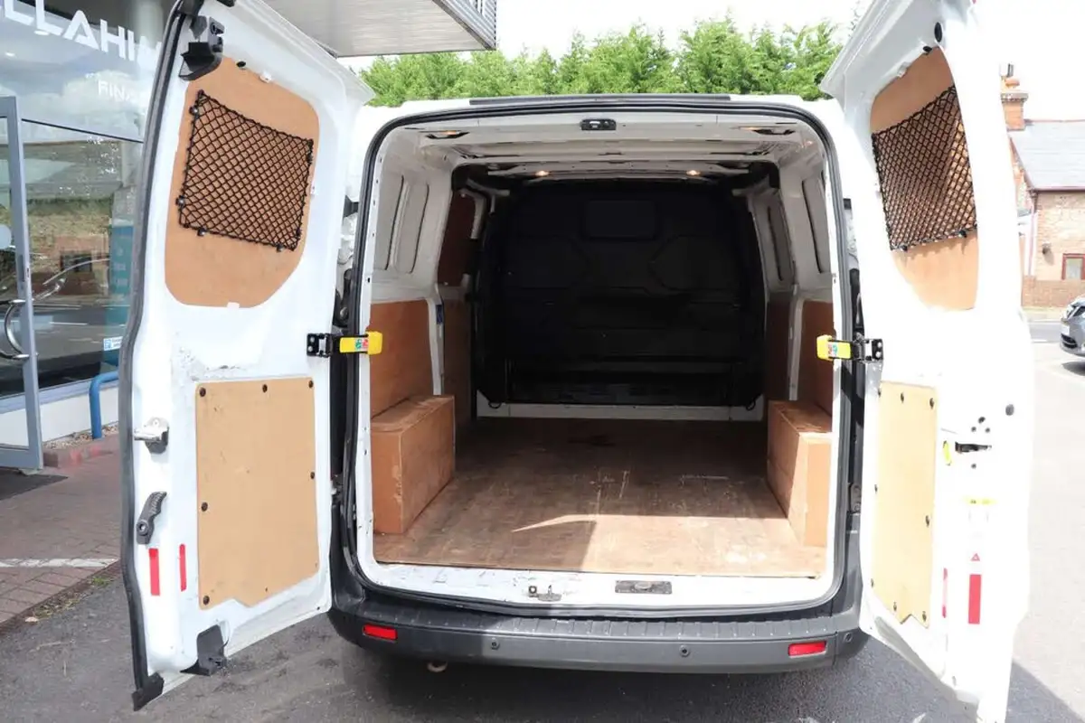 2017-ford-transit-custom-20tdci-290-l2h1-105pseu6-panel-van-big-12