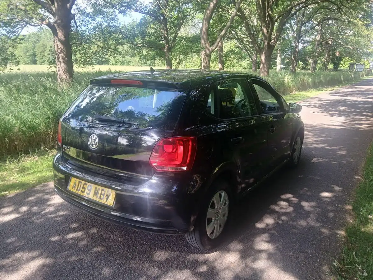 2009-volkswagen-polo-12-s-5d-big-5