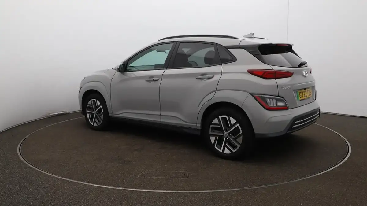 2022-hyundai-kona-e-premium-204ps-64kwh-7kw-obc-big-35