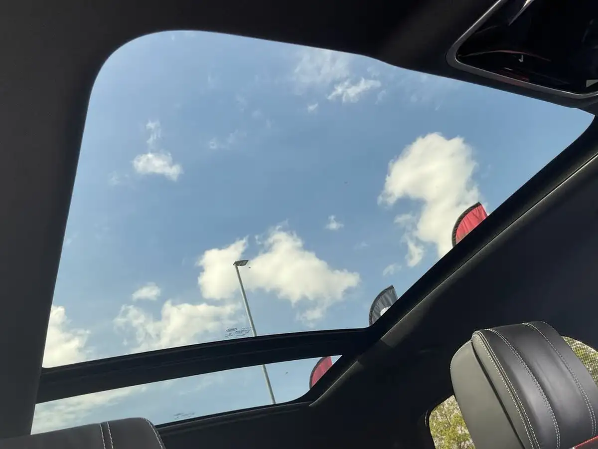 2019-land-rover-range-rover-velar-20-d240-r-dynamic-hse-big-26