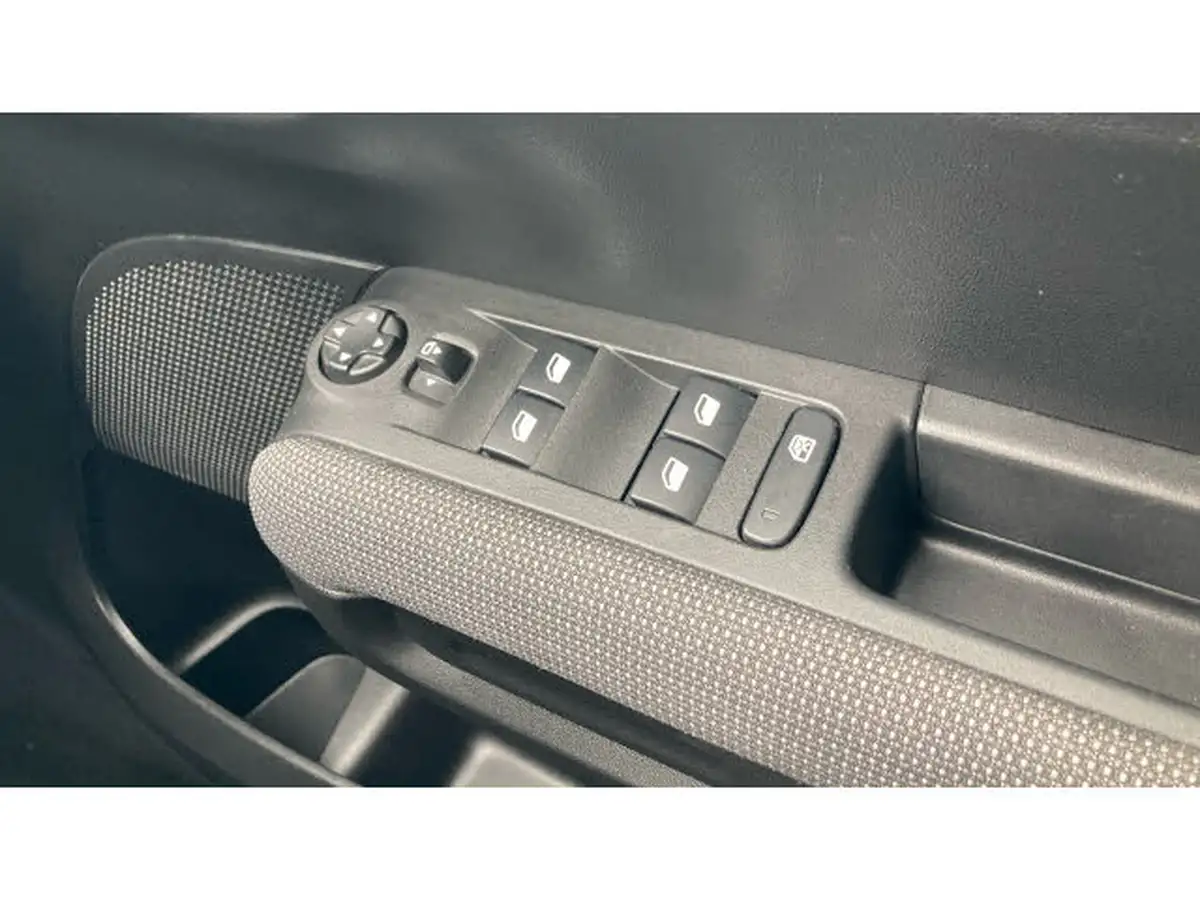 2022-citroen-c3-aircross-12-puretech-shine-110ps-big-30
