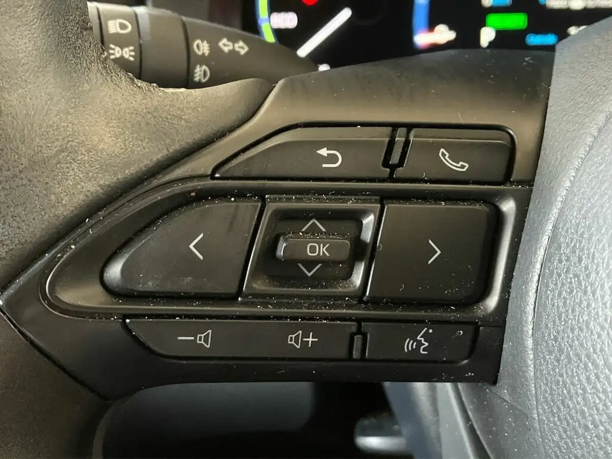 2023-toyota-yaris-cross-15-vvt-i-excel-awd-i-big-15
