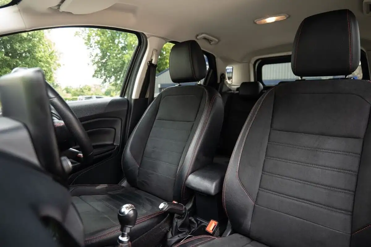 2019-ford-ecosport-10t-st-line-125ps-big-23