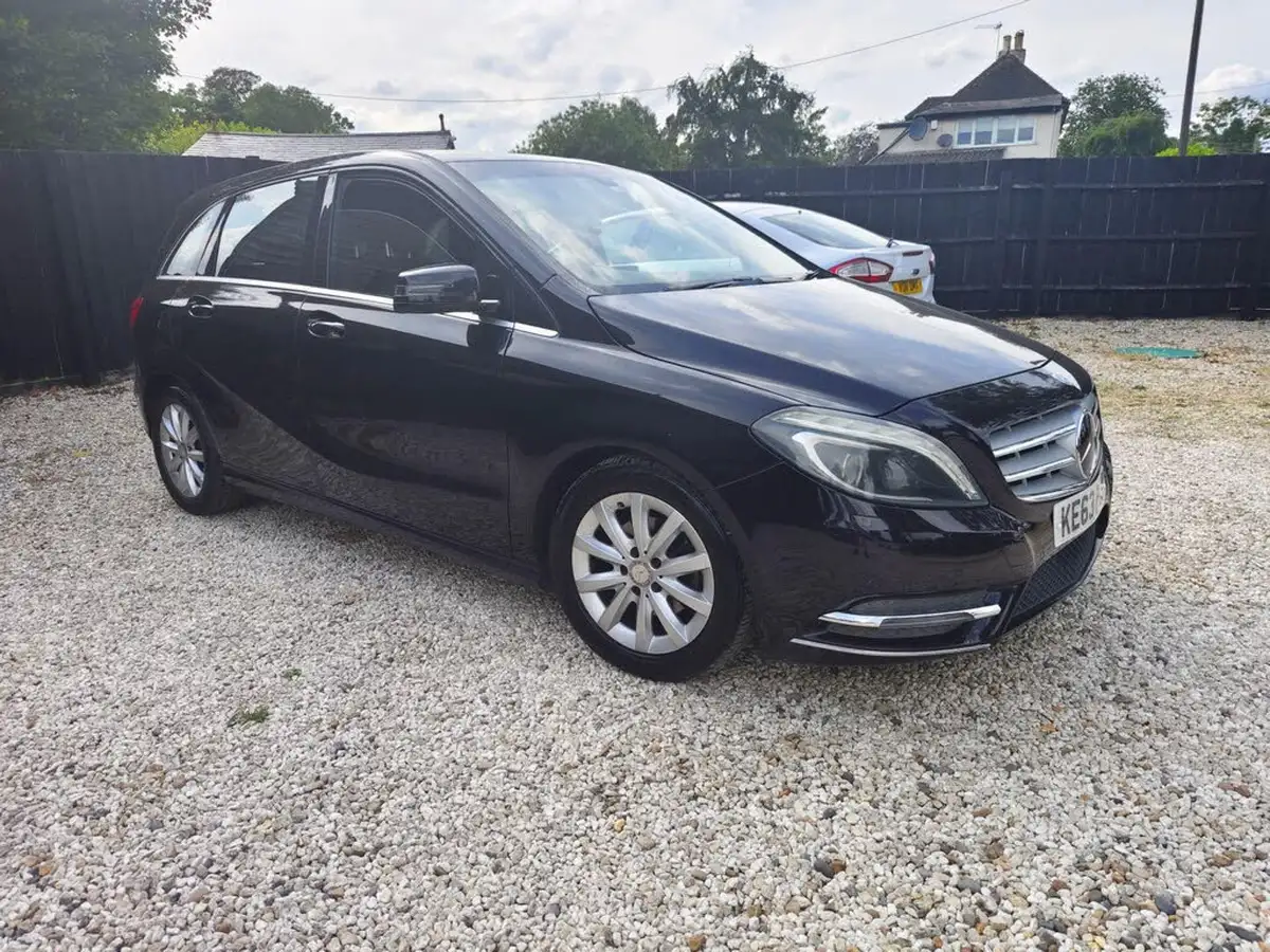 2014-mercedes-benz-b-class-big-7
