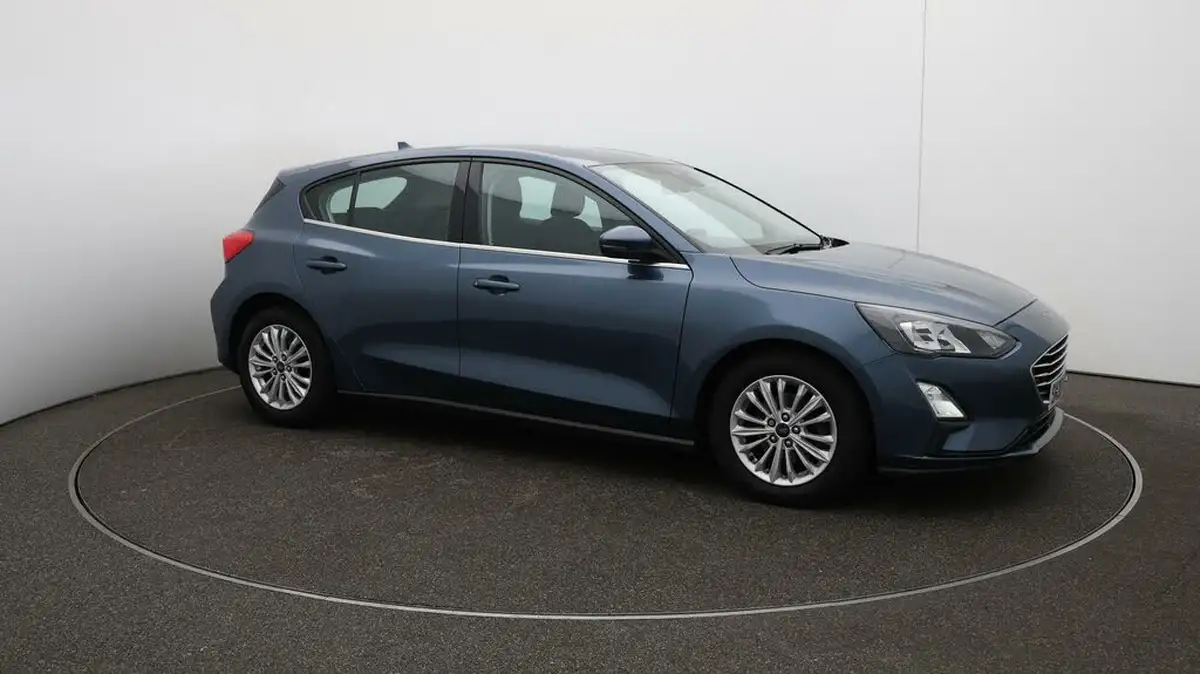 2020-ford-focus-15-titanium-hatchback-big-43
