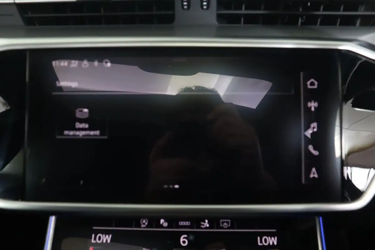 2021-audi-a7-30-55-tfsi-black-edition-big-55
