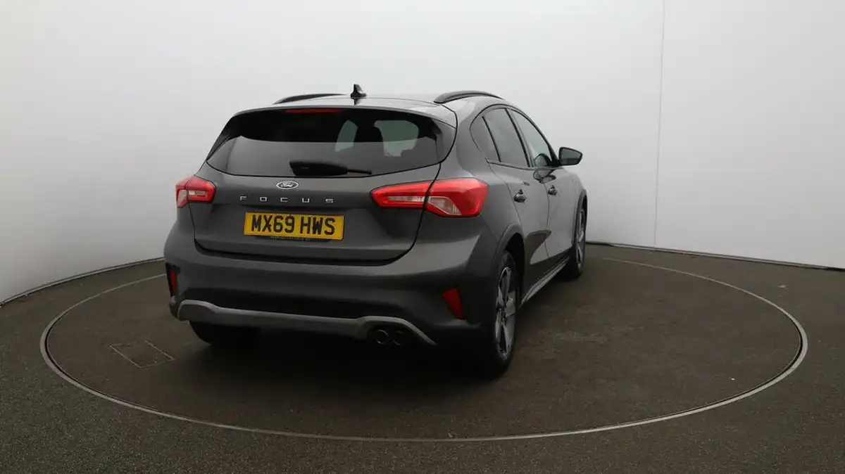 2019-ford-focus-10t-active-hatchback-big-54