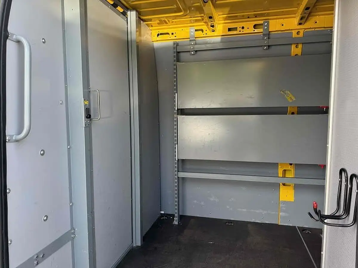 2019-renault-master-e-lm31-i-ze-business-76bhpfwd-auto-big-7