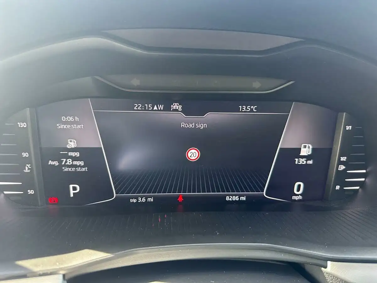 2021-skoda-kamiq-15-tsi-se-l-hatchback-dsg-big-11
