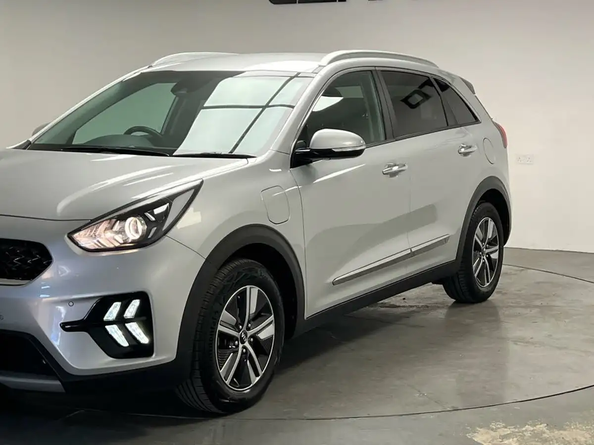 2021-kia-niro-16-gdi-phev-3-big-3